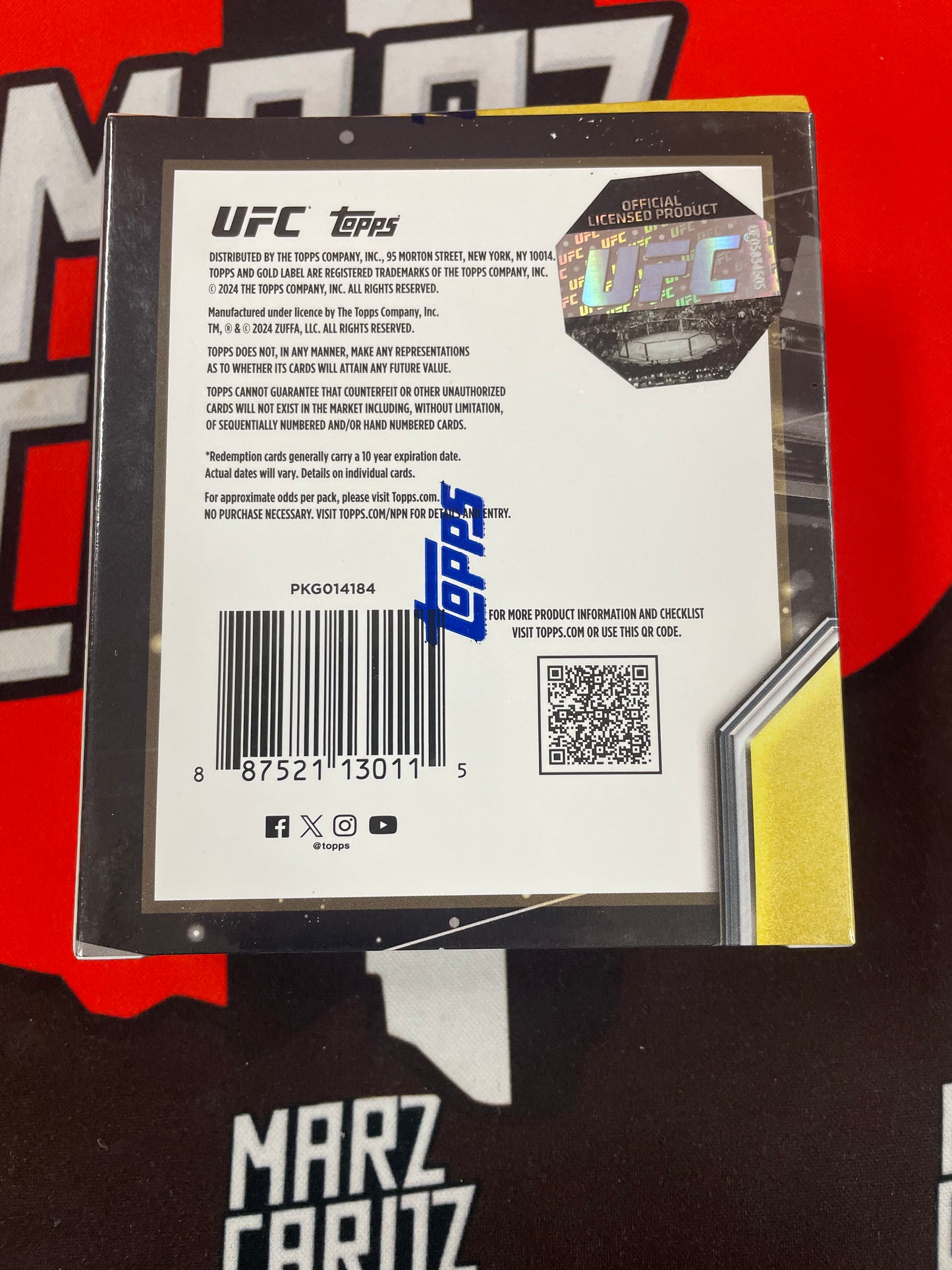 2024 Topps UFC Gold Label Hobby Box